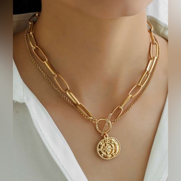 New Wanderlust ‘Go In The Direction of Your Dreams’ Coin Cutout Toggle Necklace - Picture 5 of 16